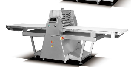 0.75KW Electric Dough Sheeter 220V/380V Commercial Baking Equipment