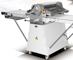 Commercial Dough Sheeter Electric Baking Equipment
