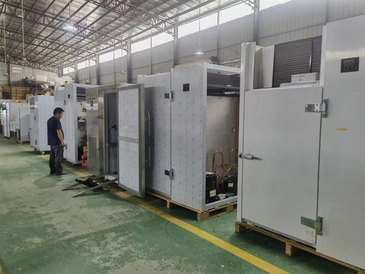 R-404A Air Cooling Hotel Freezer 3 Trays Commercial Refrigerator for Cooling and Deep Freezing