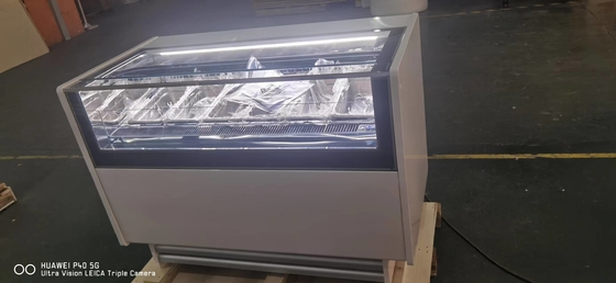 6 Italian Pan Ventilated Refrigeration Equipment -16℃ to -18℃ 1050W Power 220-240V Gelato Ice Cream Display.
