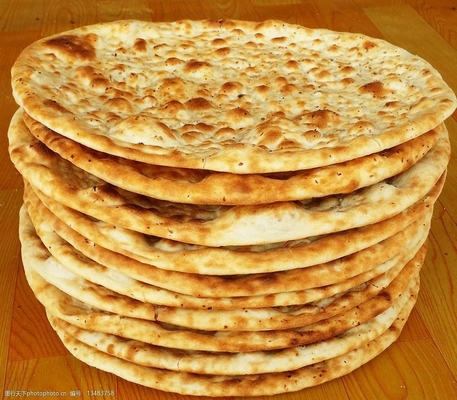 Naan Crusty Pancake Bread Pancake Food Production Line Equipment With 60-5000pcs Mould And 14.5kg/hour Heat
